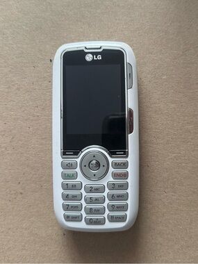 LG Rumor White QWERTY Keyboard Slide Phone (Sprint)